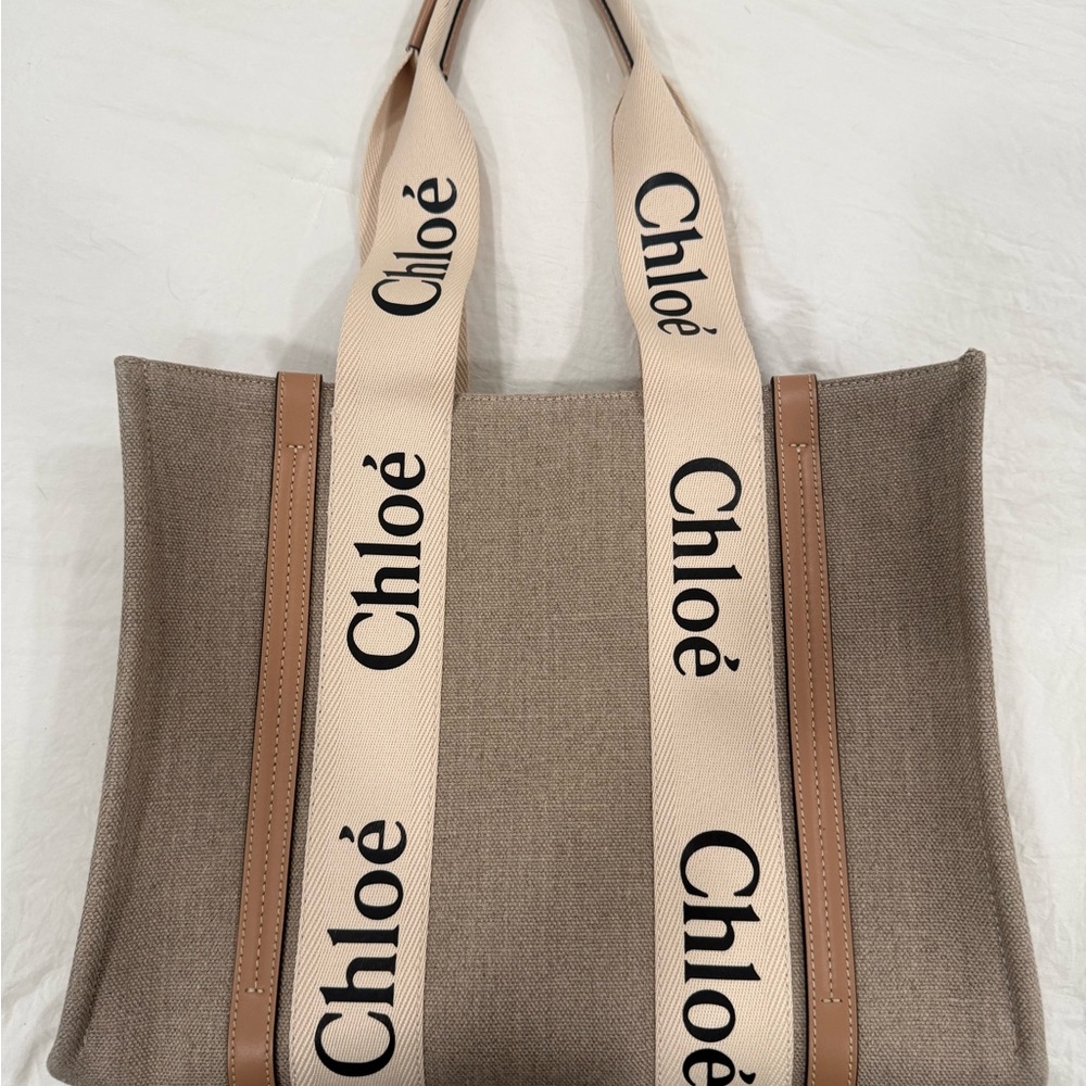 Chloe Medium Woody Canvas Tote Bag